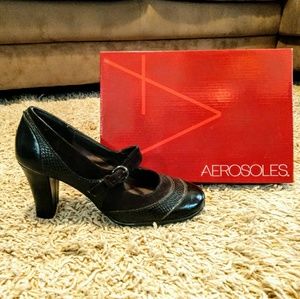 NEW! Roller Rink Black Aerosoles Shoes Heels